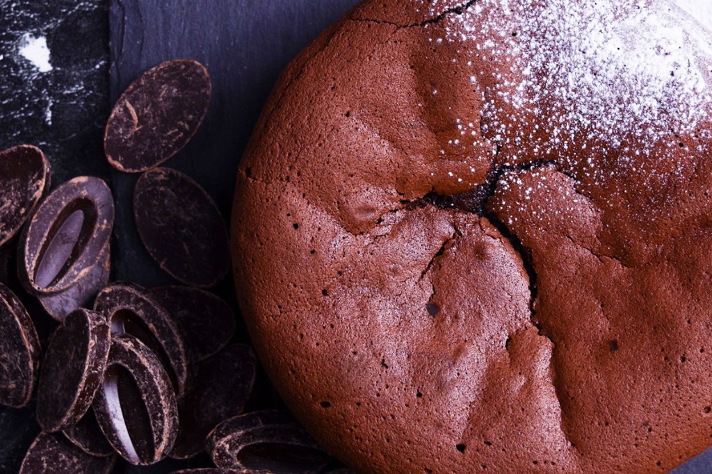 チーズケーキやチョコケーキなどお取り寄せスイーツをお探しなら、岐阜市柳ケ瀬で話題の洋菓子屋『Re:you』へ。